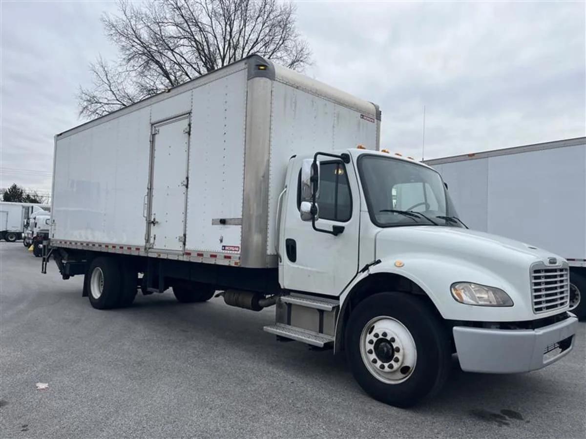 2020 Freightliner M2 106 in Beltsville, MD — photo 3