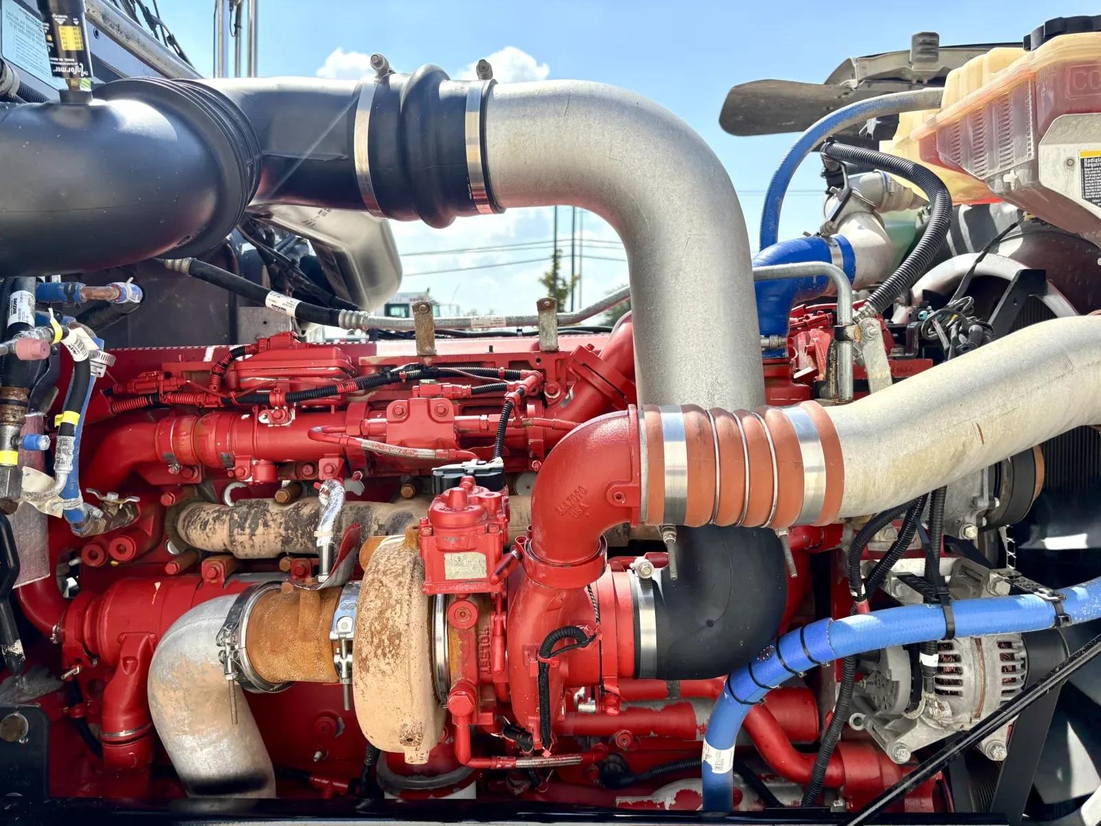 2022 Peterbilt 389 in Hutchins, TX — photo 12