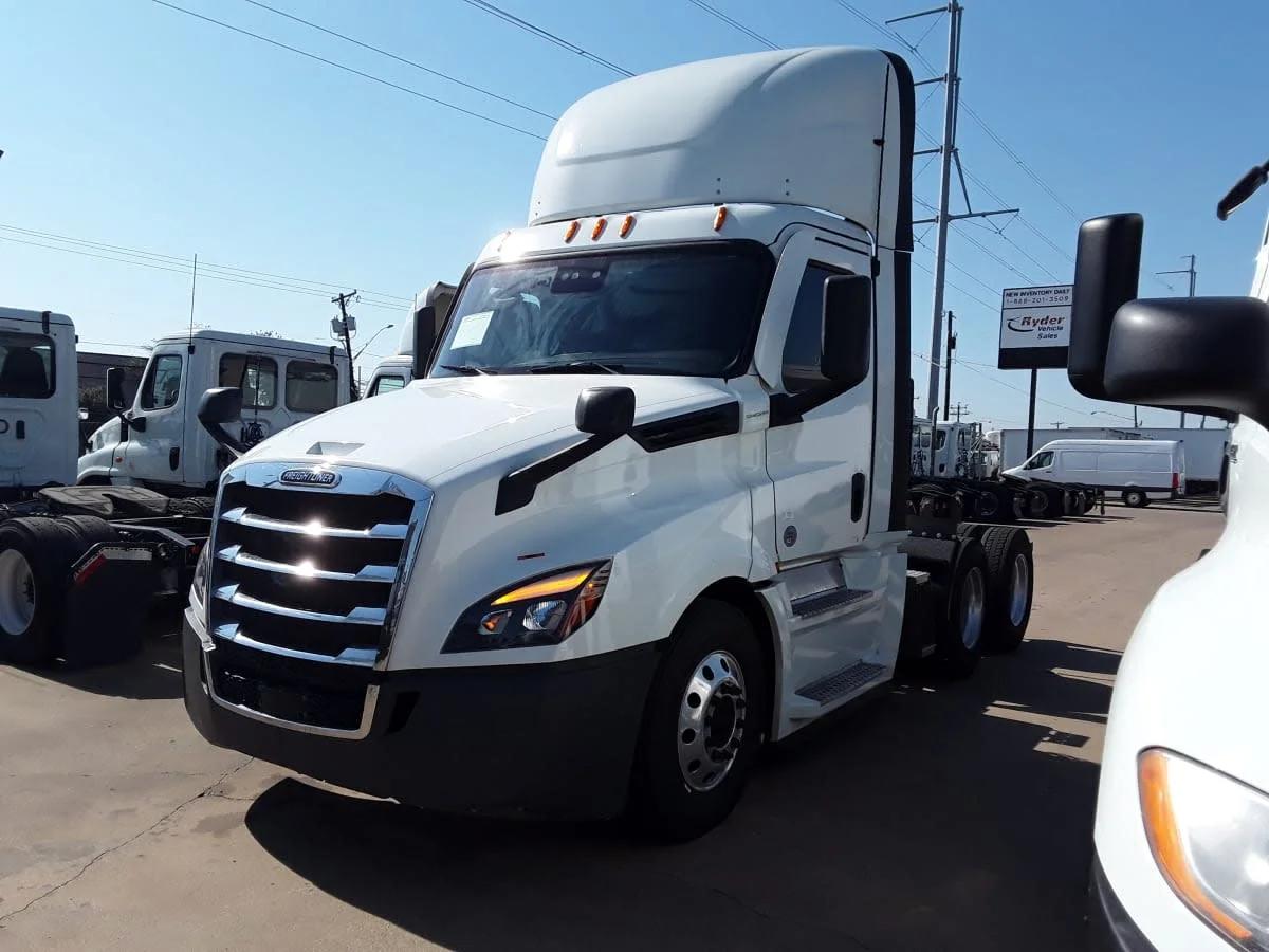2022 Freightliner Cascadia