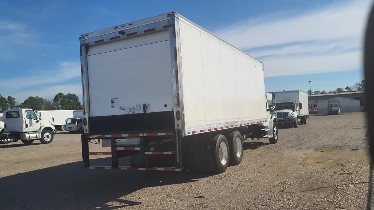 2019 Freightliner M2 106 in Birmingham, AL — photo 4