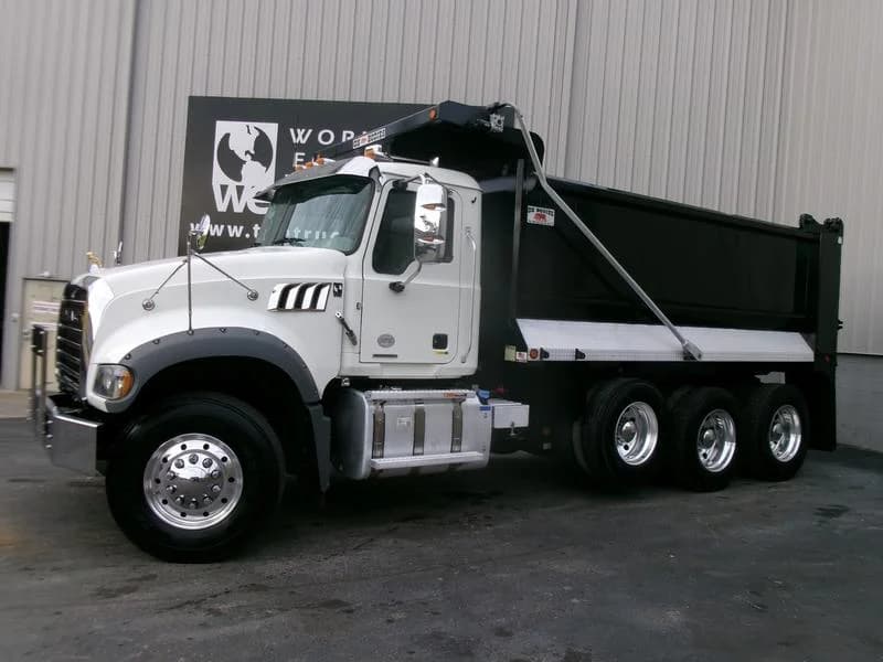 2022 Mack Granite