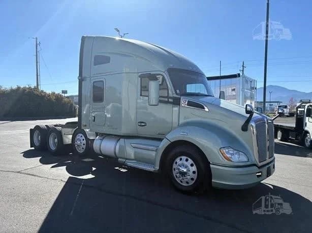 2020 Kenworth T680