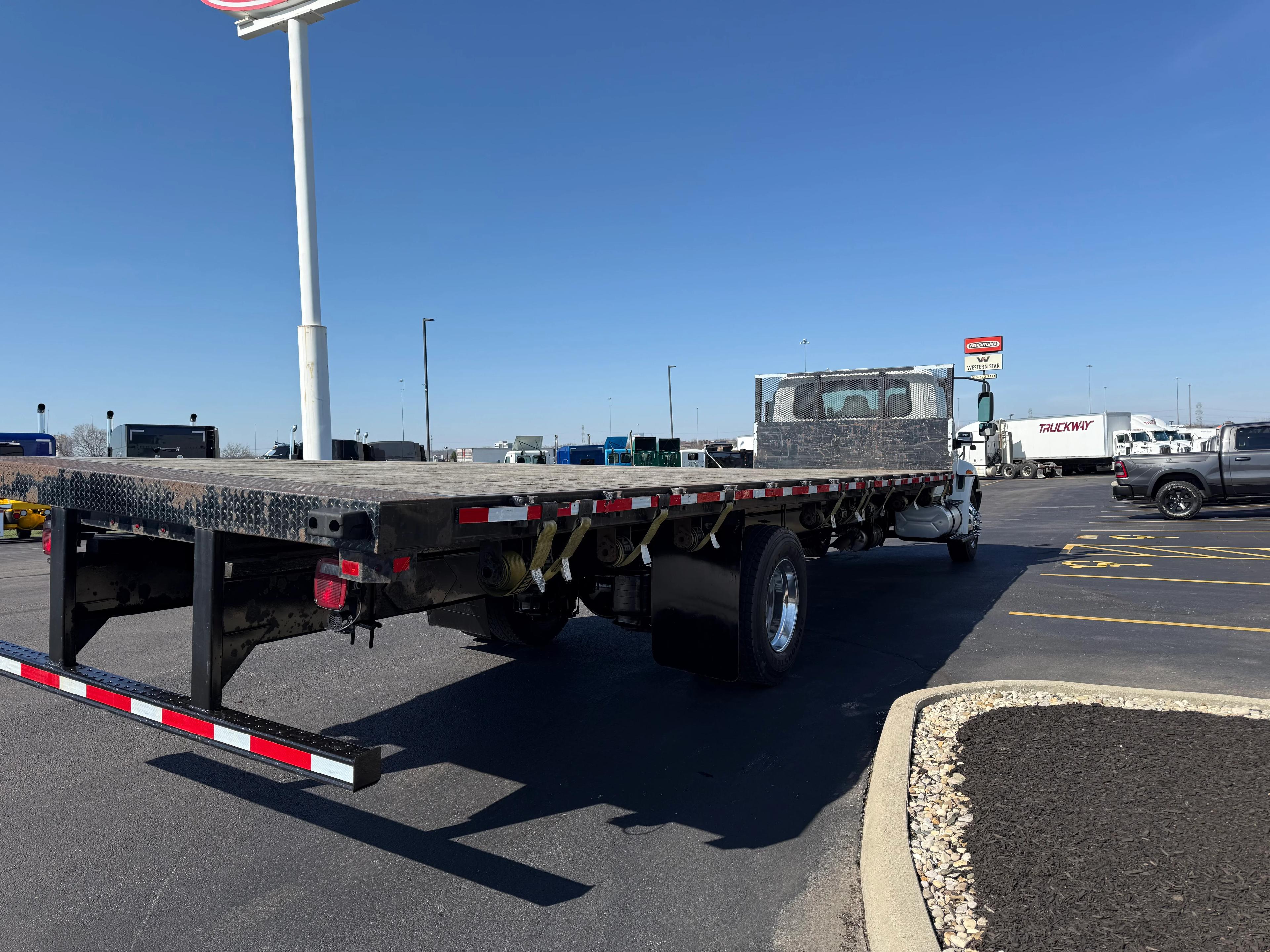 2019 International 4300 in Cincinnati, OH — photo 4
