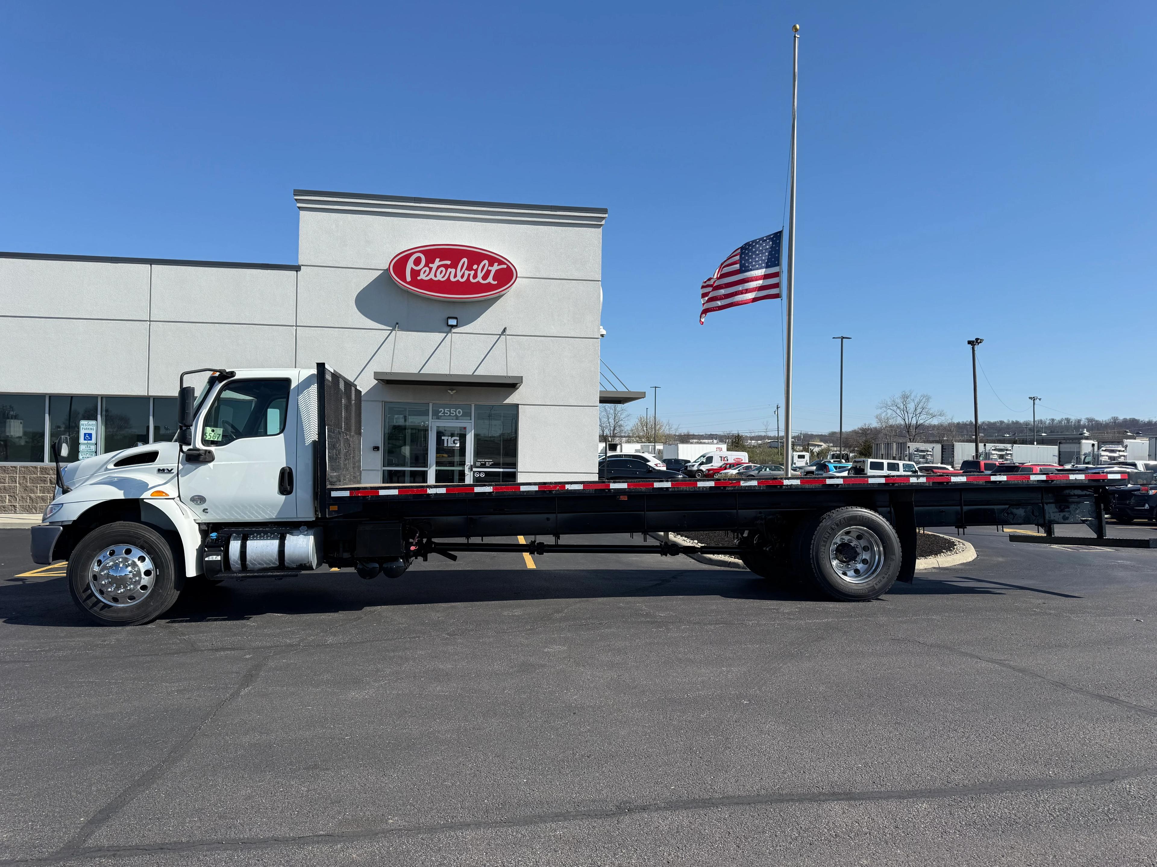 2019 International 4300 in Cincinnati, OH — photo 2