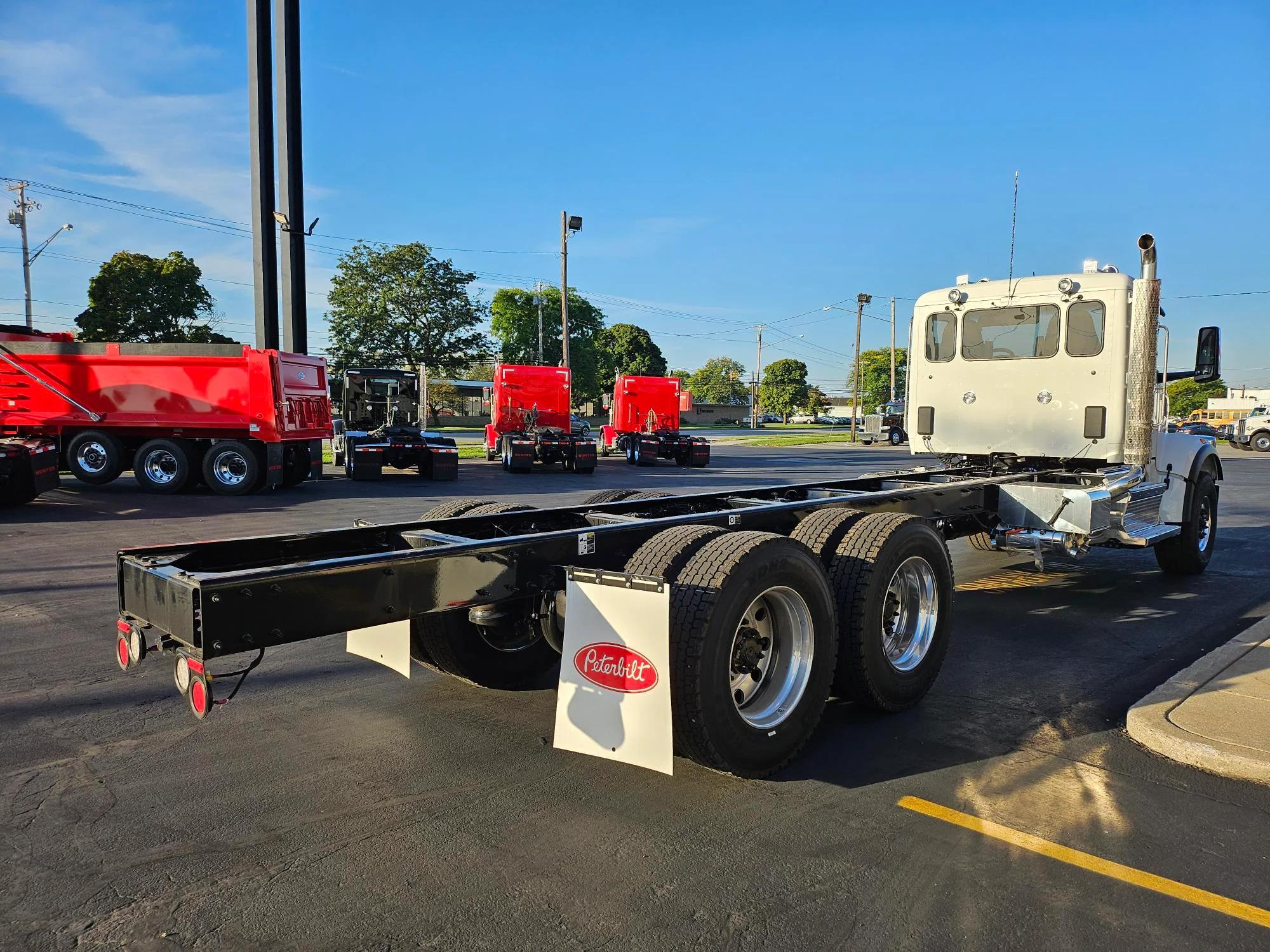 2025 Peterbilt 567 in BUFFALO, NY — photo 4