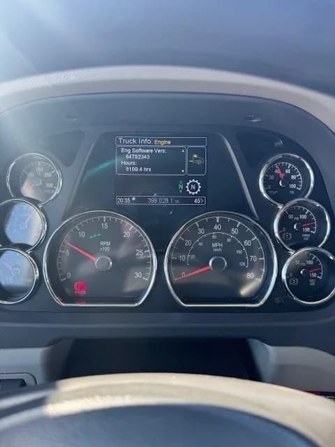 2022 Peterbilt 579 in Tulsa, OK — photo 25
