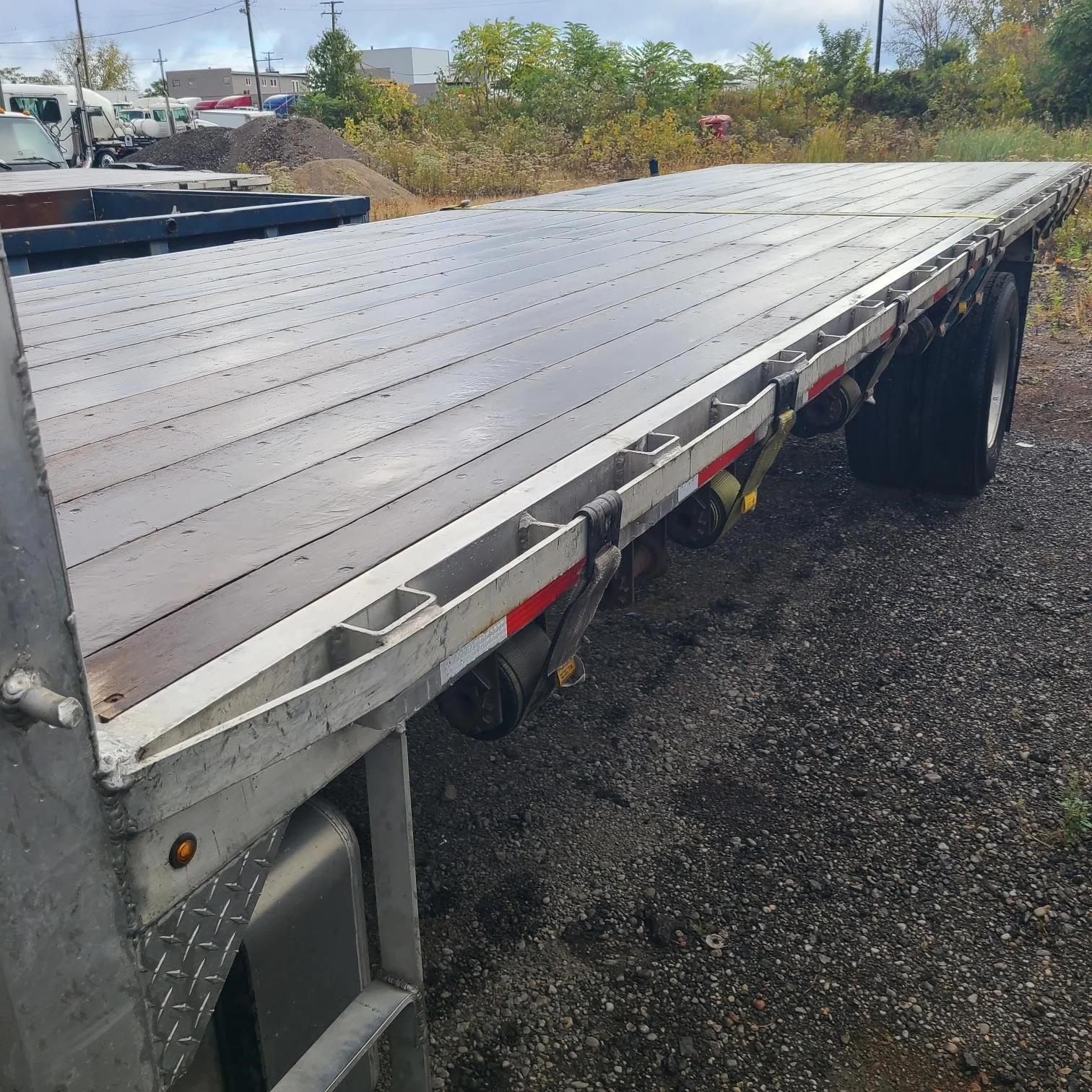 2020 Hino 338 — photo 4