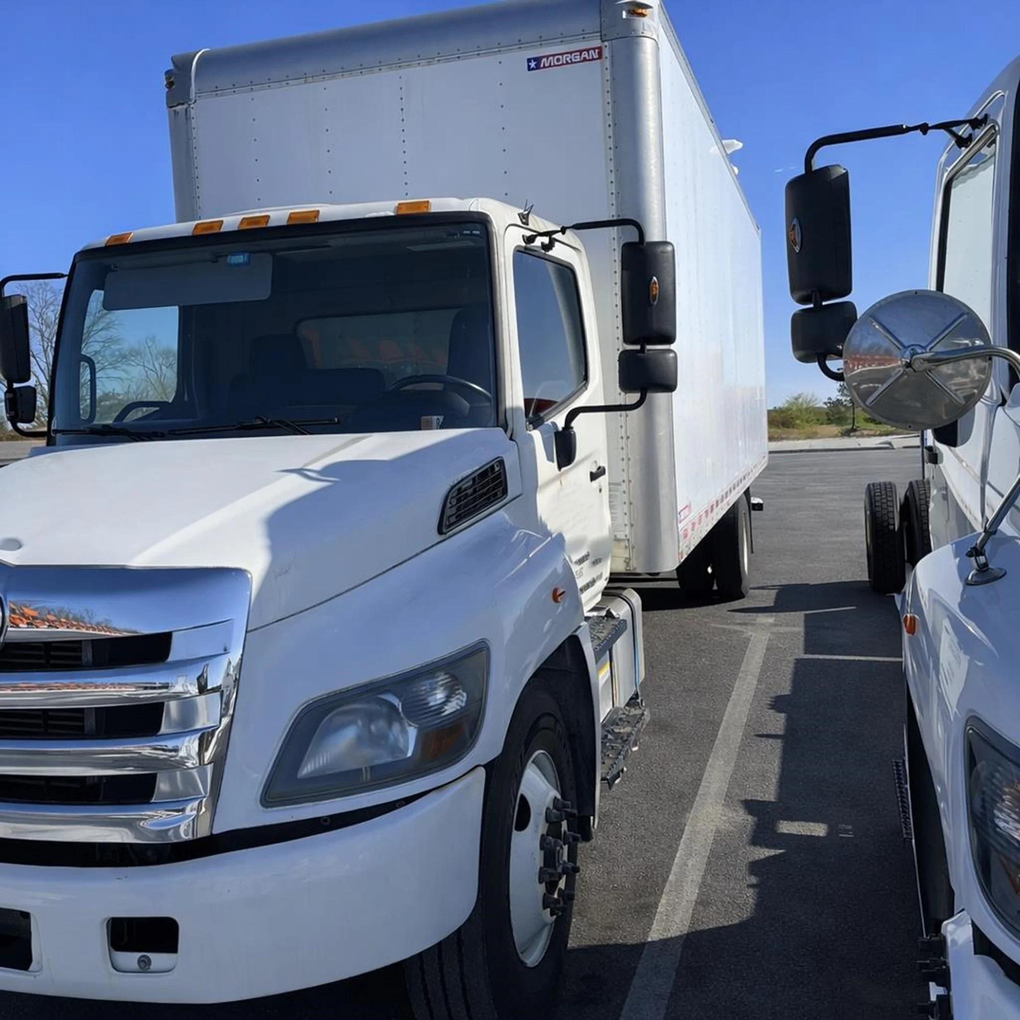 2015 Hino 268