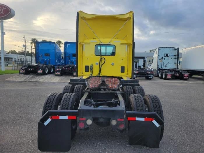 2021 Peterbilt 579 in Jacksonville, FL — photo 9