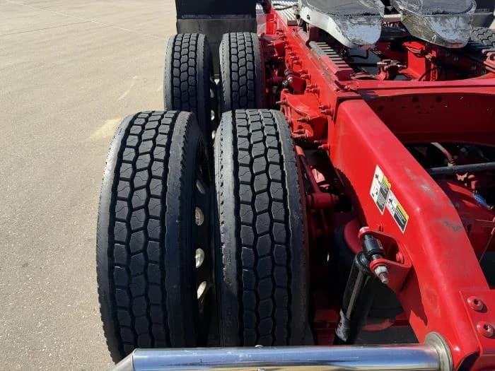 2023 Peterbilt 567 in Houston, TX — photo 13