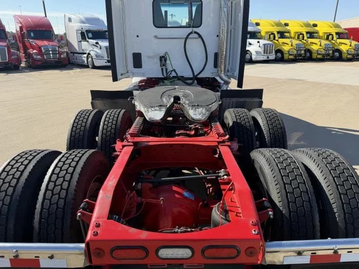2023 Peterbilt 567 in Houston, TX — photo 14