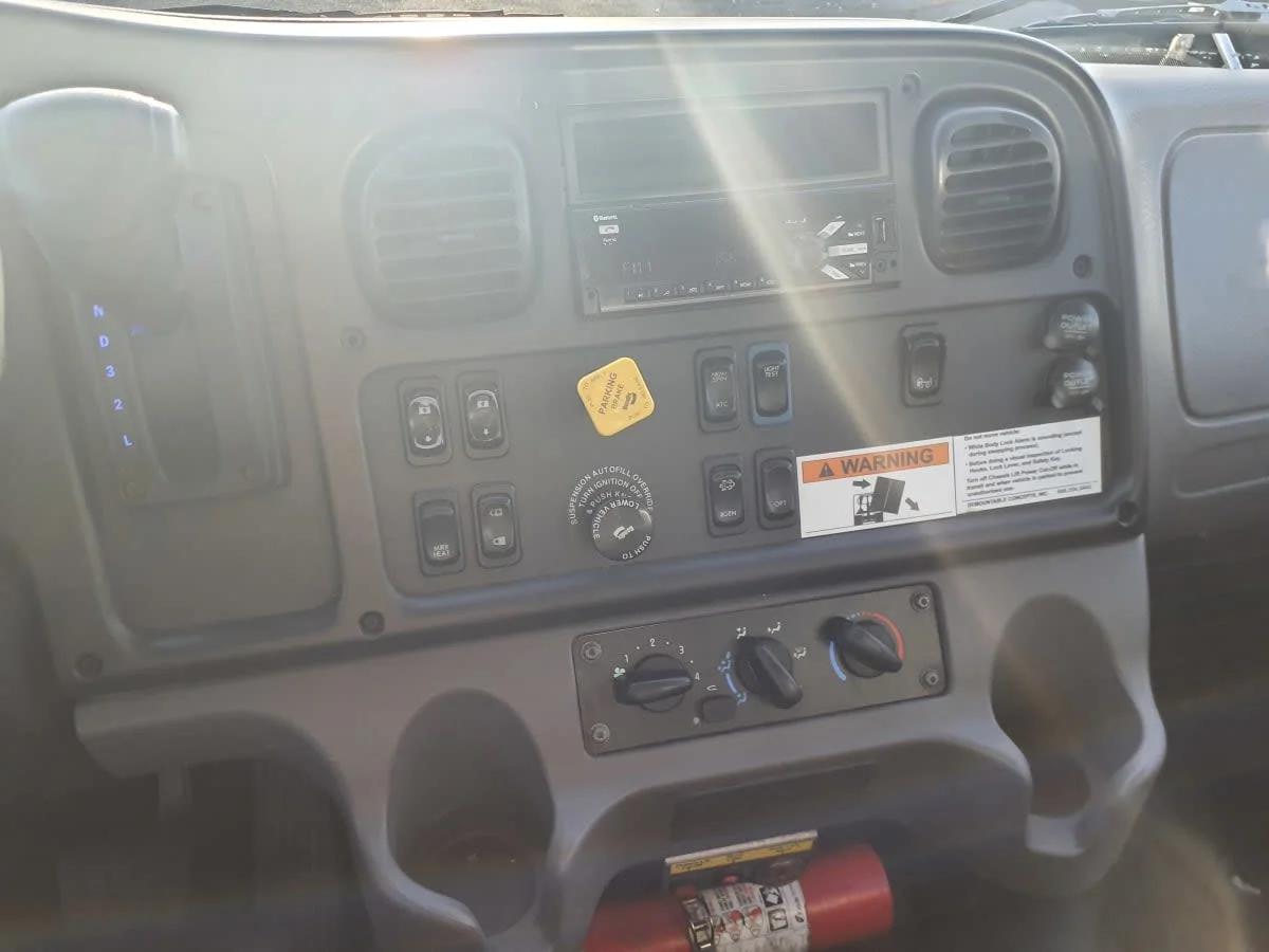 2020 Freightliner M2 106 in Springfield, MA — photo 7