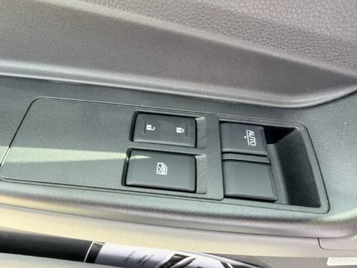 2026 Isuzu NRR in Dayton, OH — photo 15