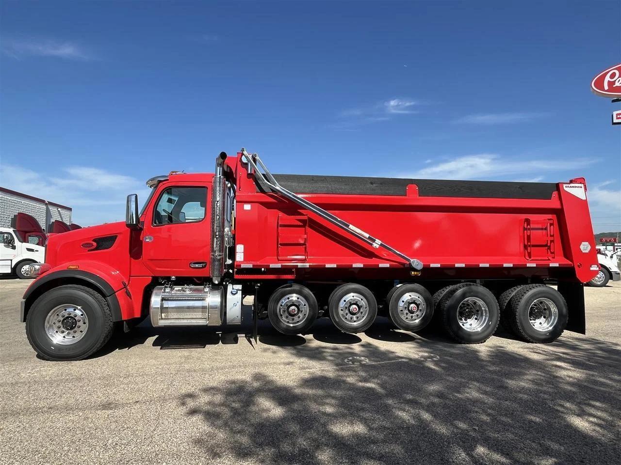 2026 Peterbilt 567 in Rochester, MN