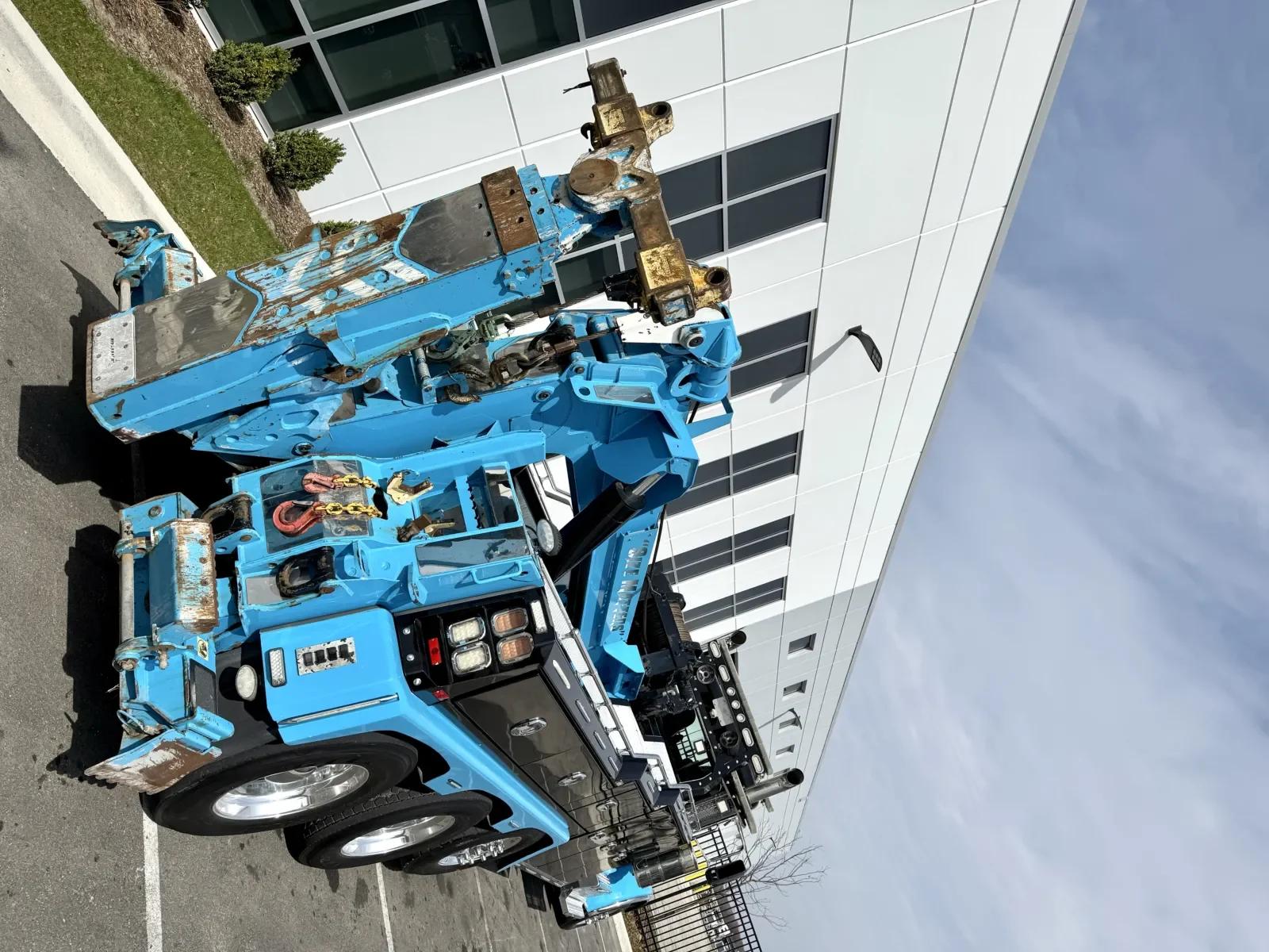2018 Peterbilt 389 in New Lenox, IL — photo 13