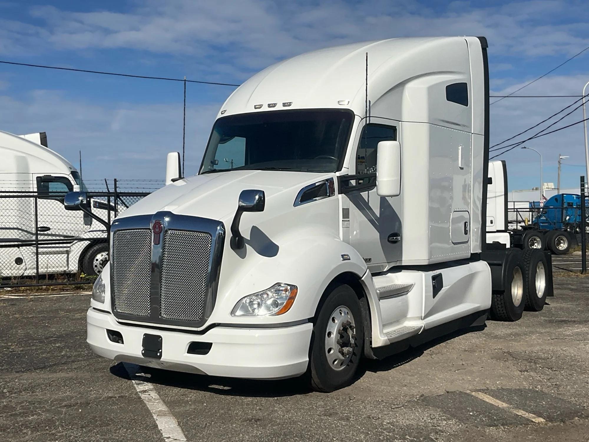 2022 Kenworth T680