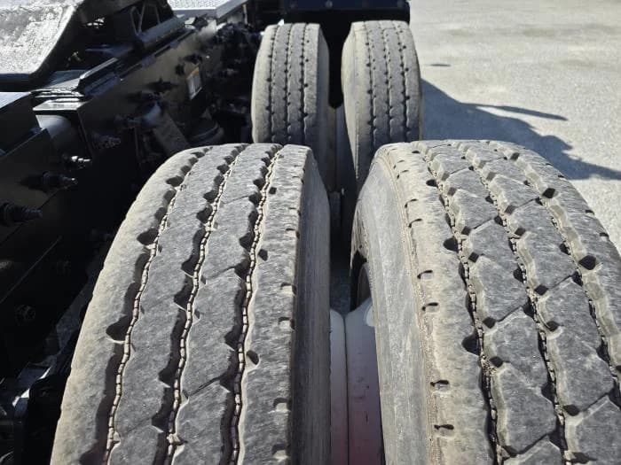 2020 Peterbilt 567 — photo 19