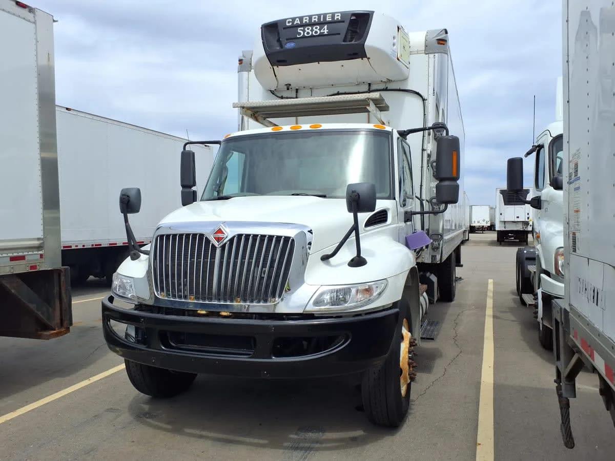 2019 International 4300 in Taylor, MI — photo 3