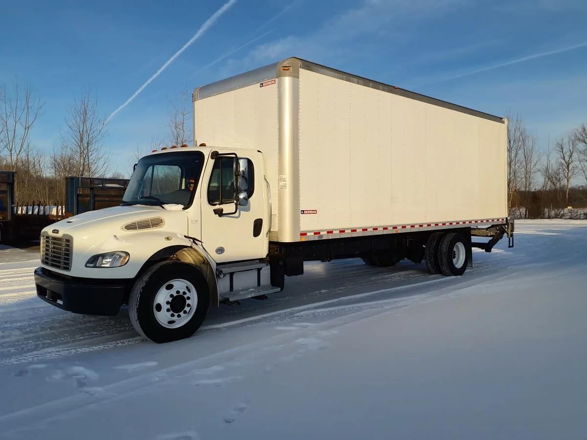 2018 Freightliner M2 106