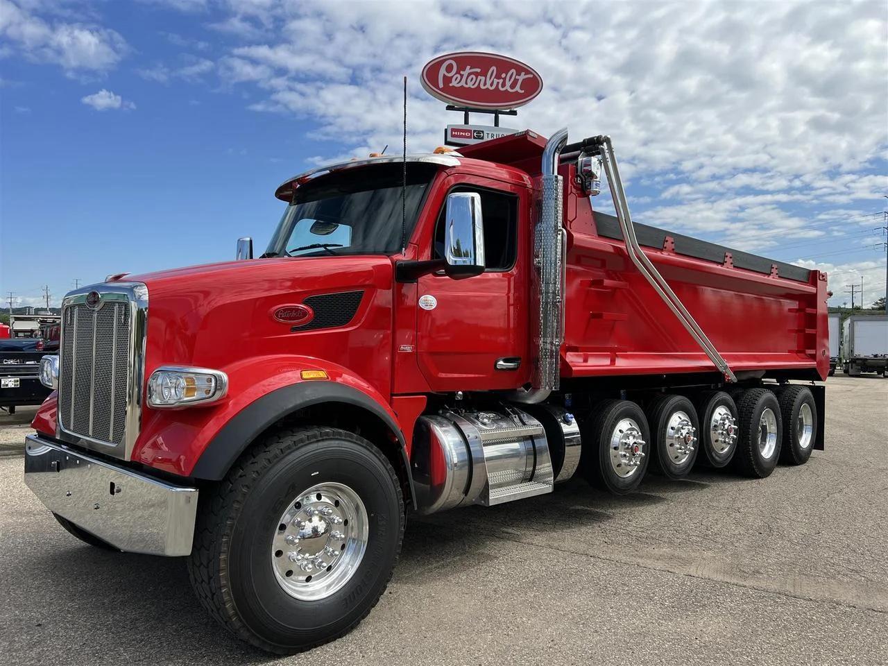 2026 Peterbilt 567 in South St. Paul, MN — photo 12