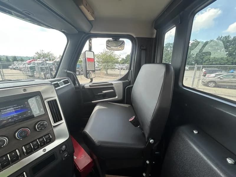 2026 Western Star 49X in Pittsburgh, PA — photo 15