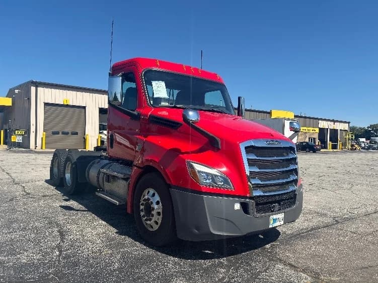 2019 Freightliner Cascadia in Elkhart, IN