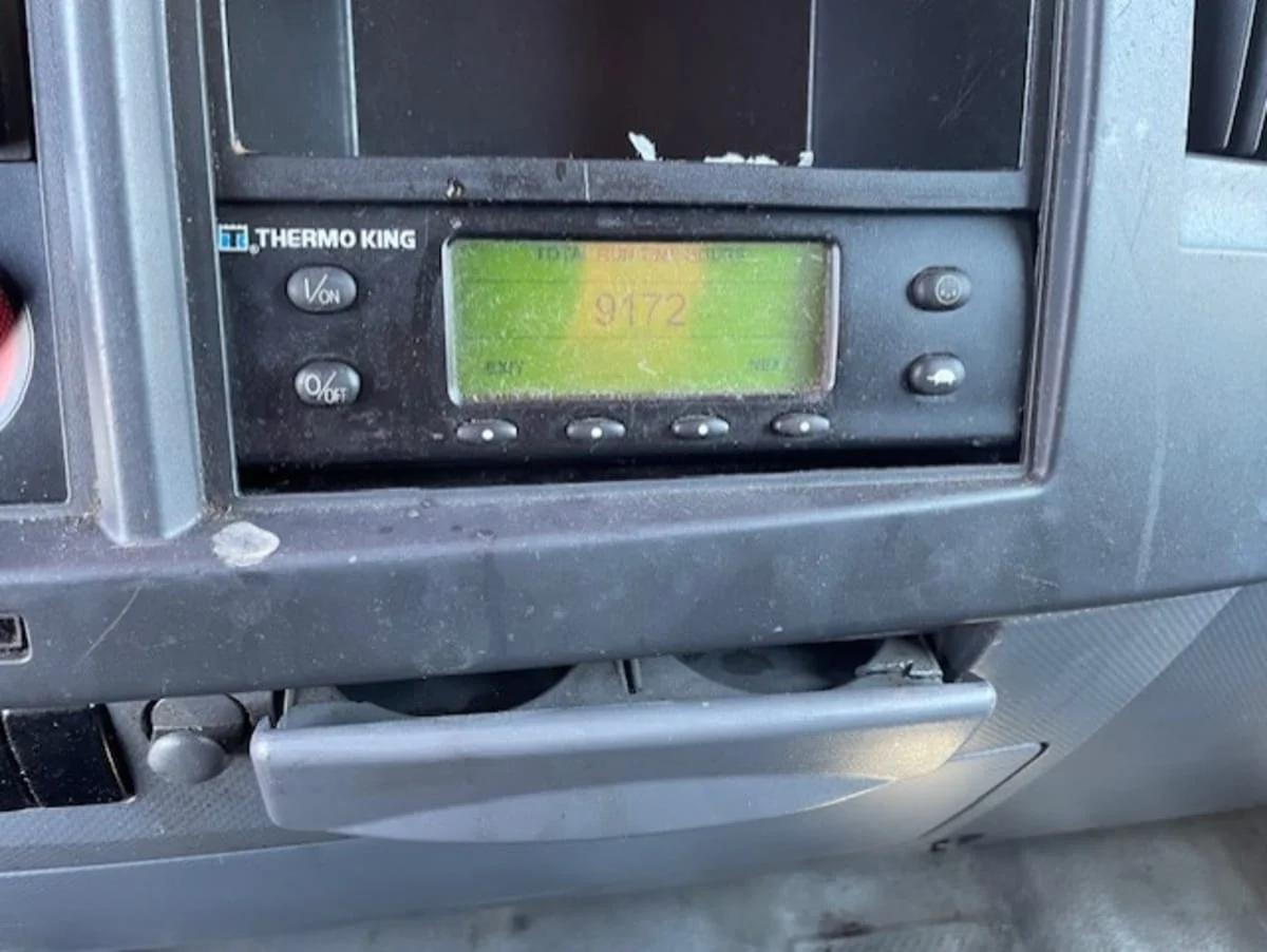 2019 Isuzu NQR in Farmingdale, NY — photo 13