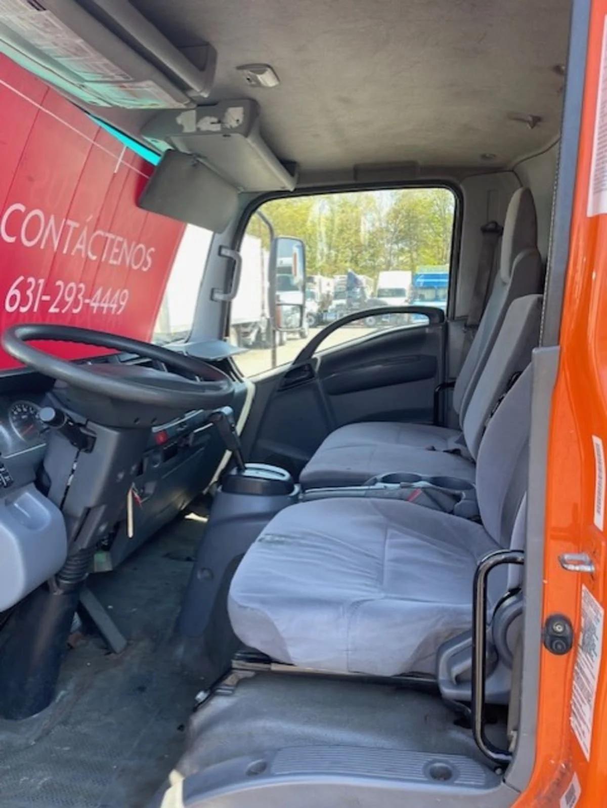 2019 Isuzu NQR in Farmingdale, NY — photo 8