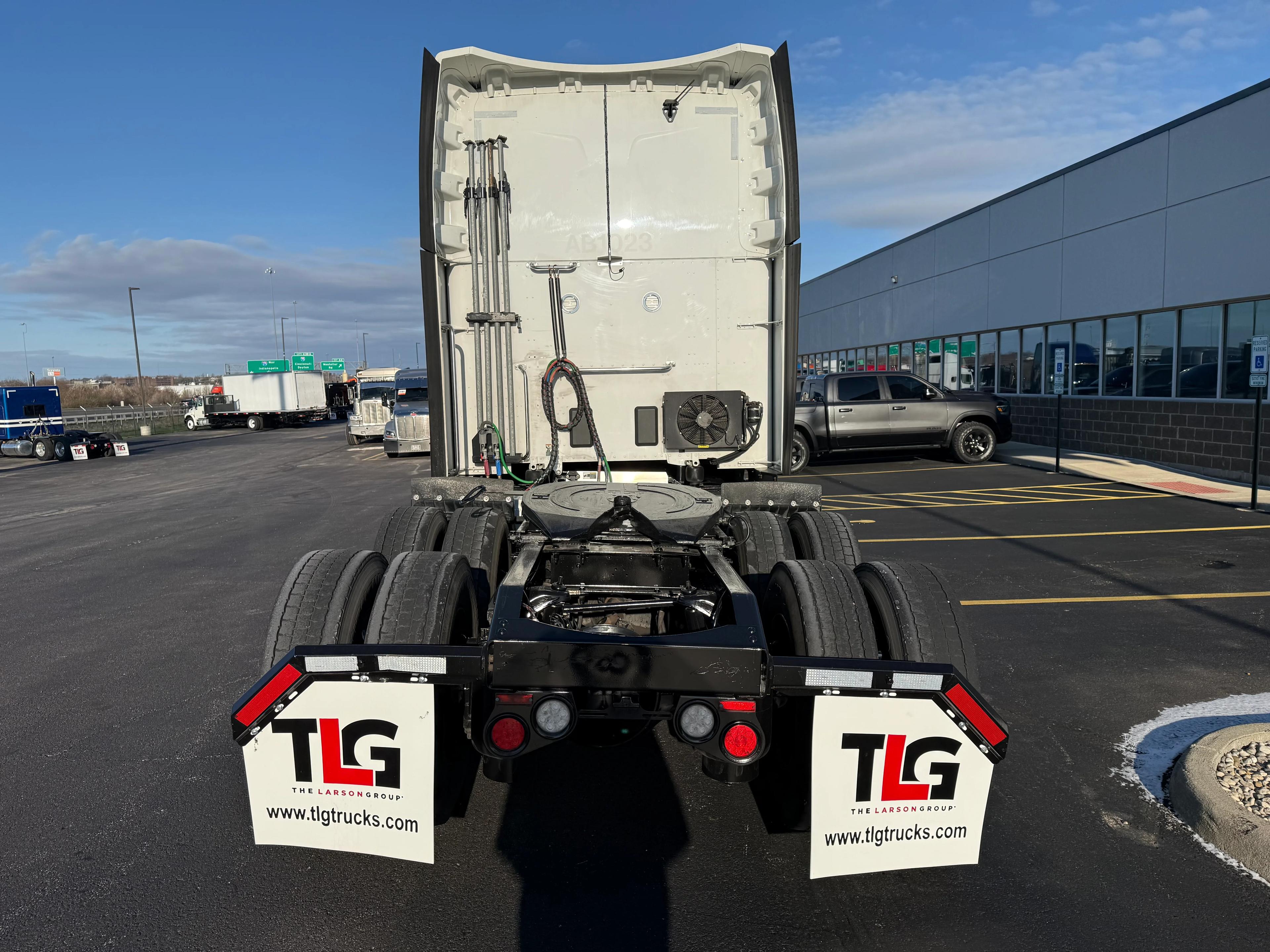 2020 Peterbilt 579 in Cincinnati, OH — photo 4