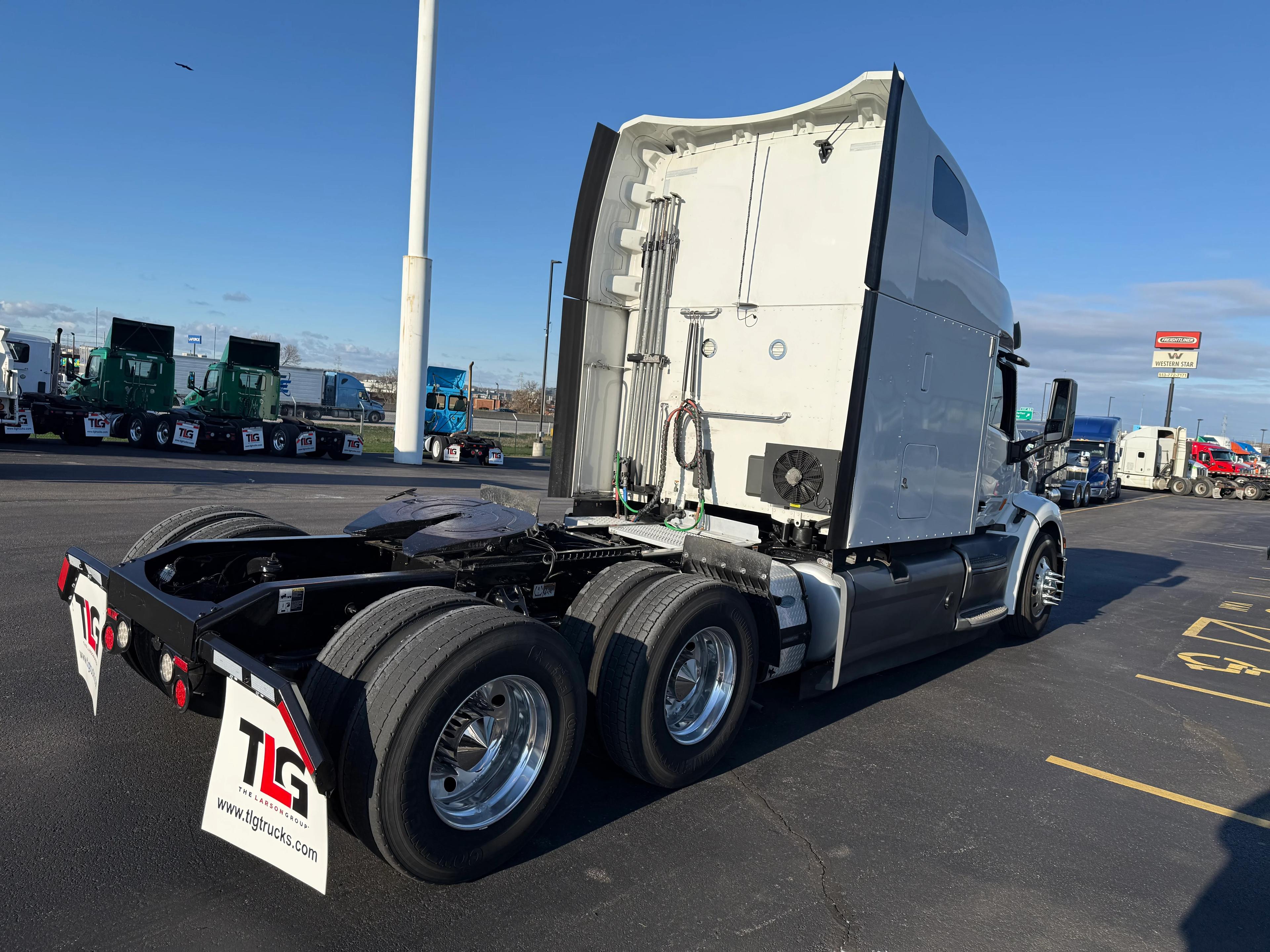 2020 Peterbilt 579 in Cincinnati, OH — photo 5