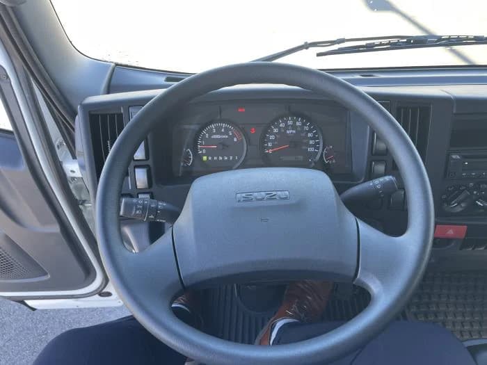 2025 Isuzu NRR in Whittier, CA — photo 16