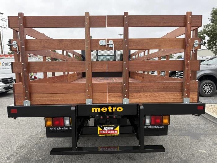 2025 Isuzu NRR in Whittier, CA — photo 4