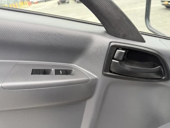 2025 Isuzu NRR in Whittier, CA — photo 11