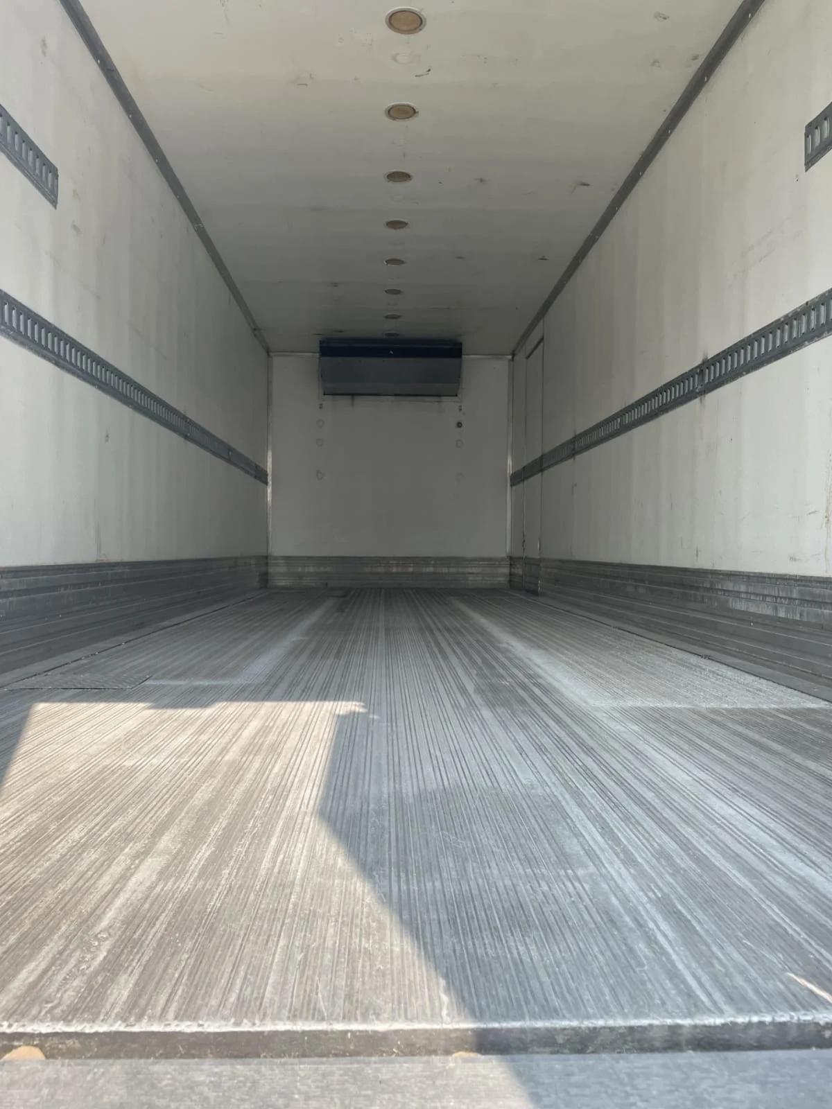 2019 Freightliner M2 106 in Newark, NJ — photo 9