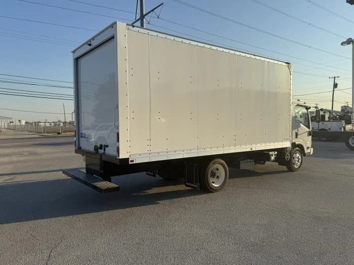 2025 Isuzu NRR in Dallas, TX — photo 13