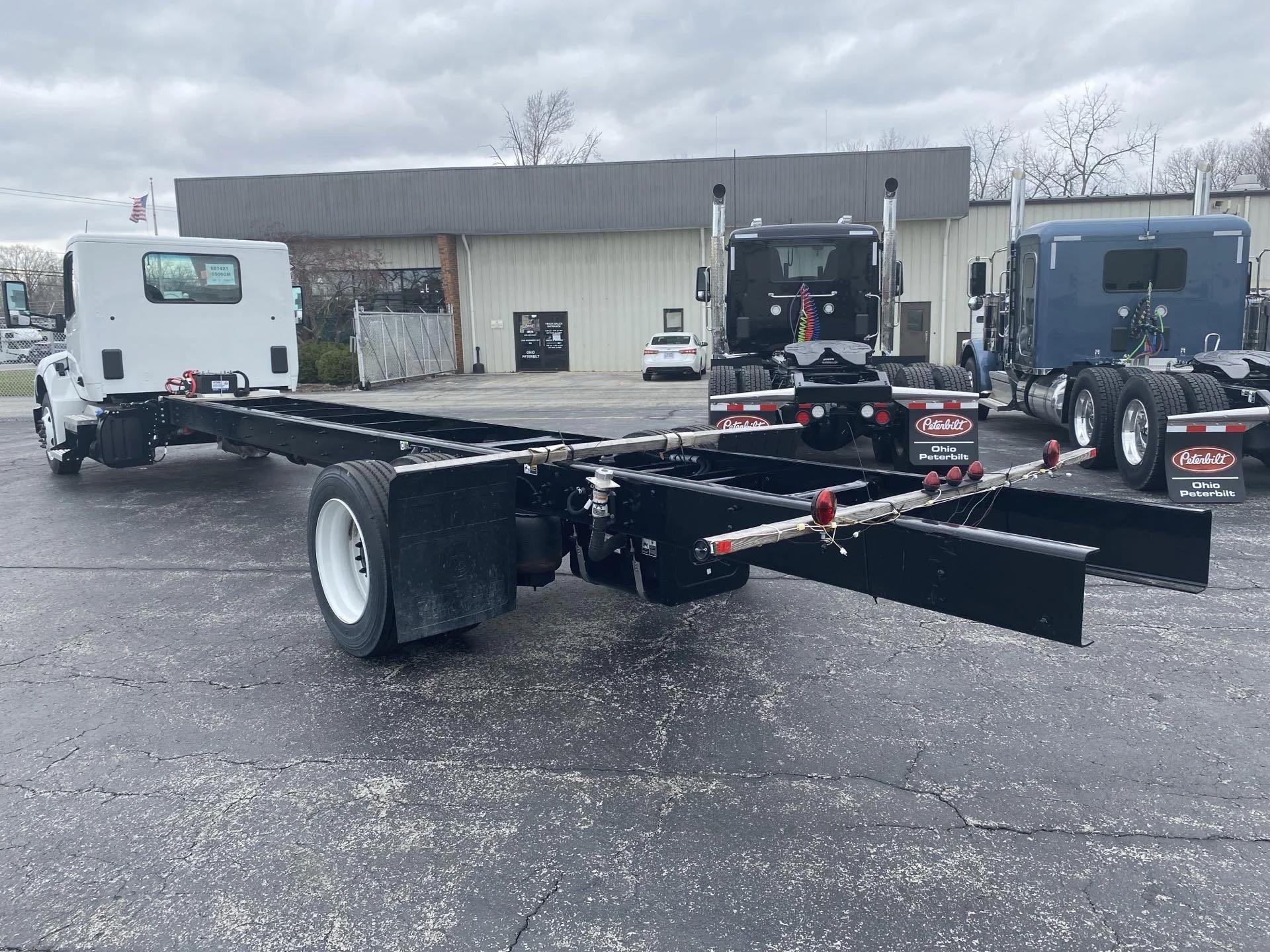 2024 Peterbilt 537 in Findlay, OH — photo 5