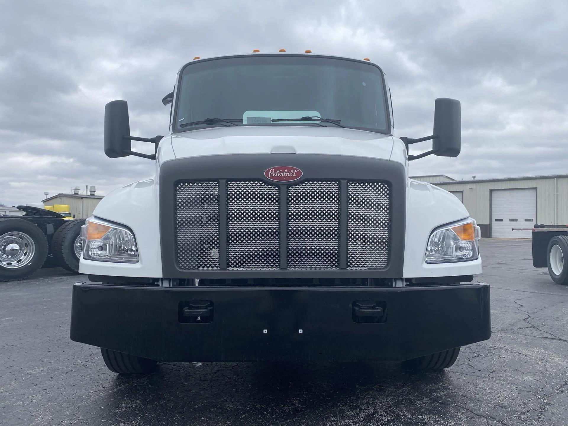 2024 Peterbilt 537 in Findlay, OH — photo 3