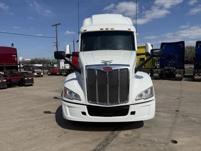 2024 Peterbilt 579 — photo 26