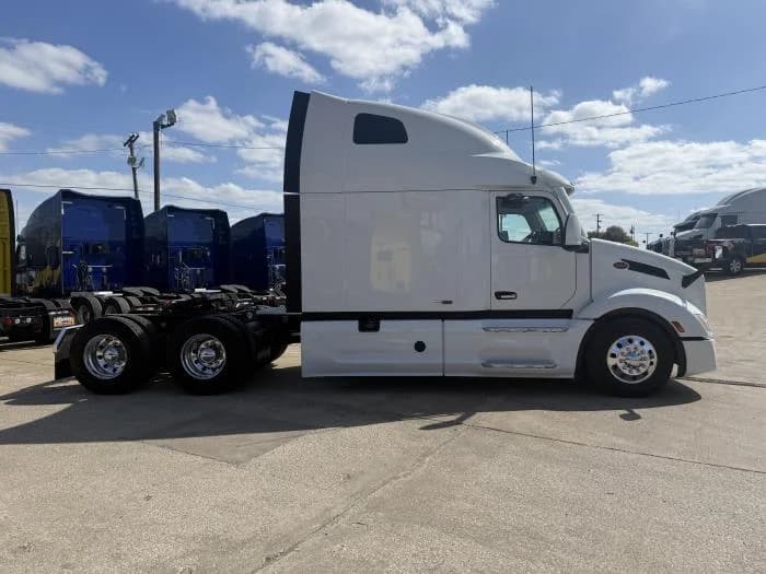 2024 Peterbilt 579 — photo 33