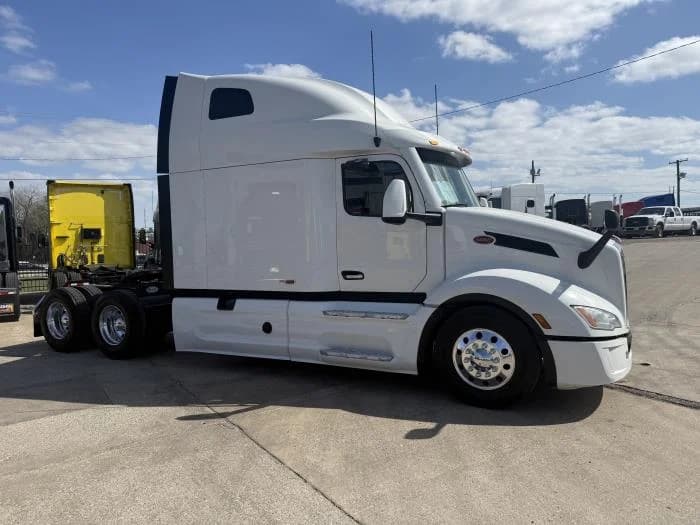 2024 Peterbilt 579 — photo 30