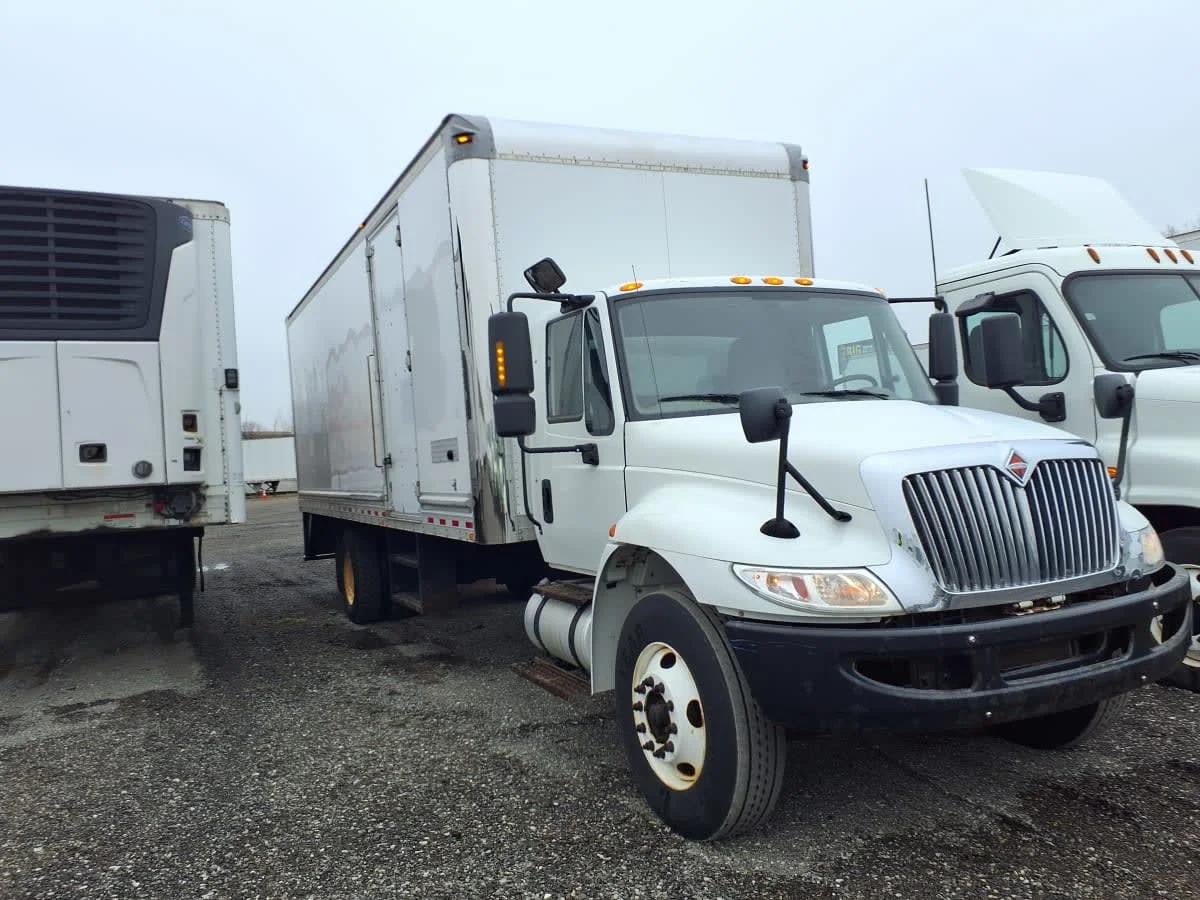 2019 International 4300 in Taylor, MI — photo 3