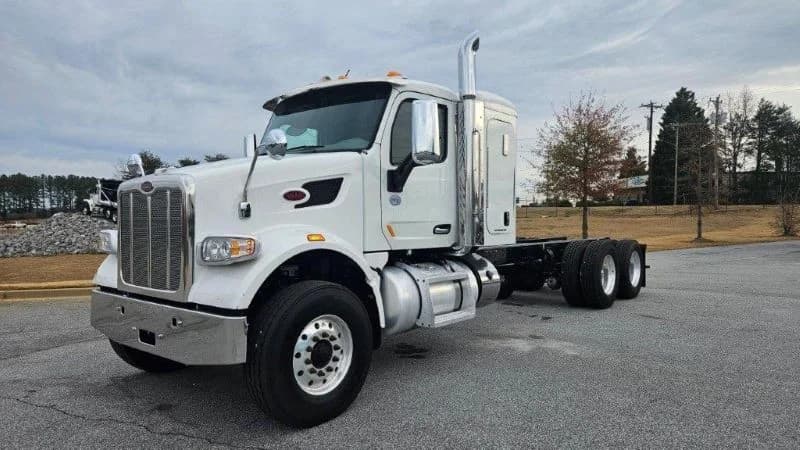 2021 Peterbilt 567 in Duncan, SC — photo 2