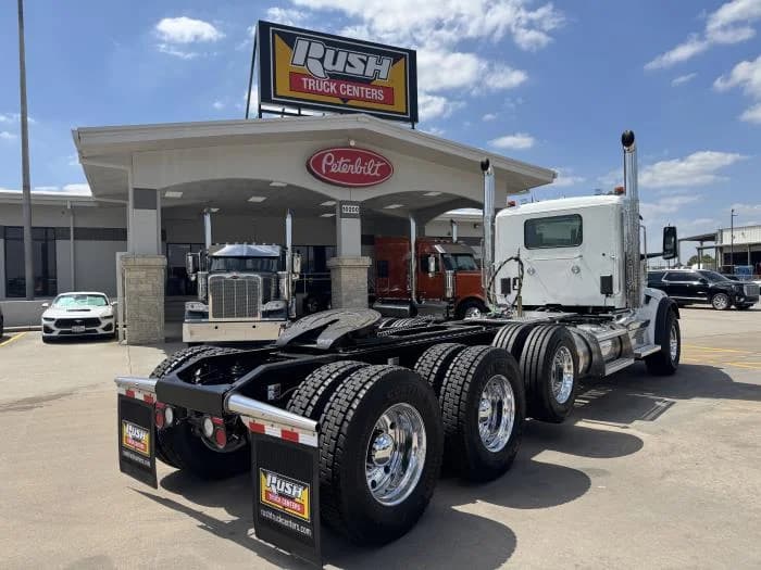2027 Peterbilt 567 in Houston, TX — photo 8