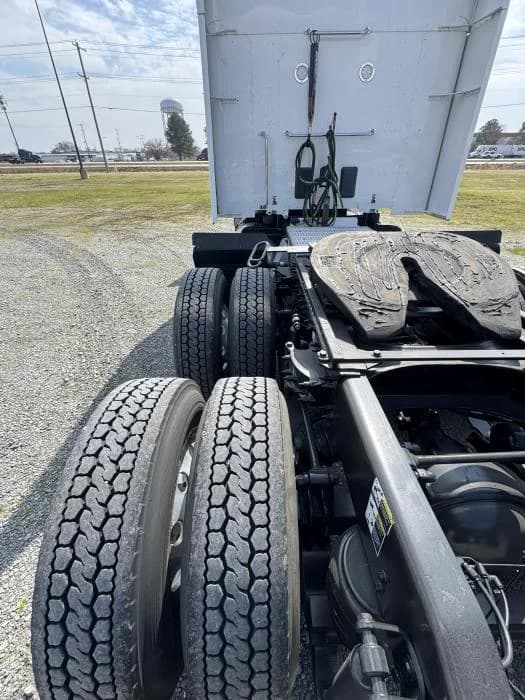 2022 Peterbilt 579 in North Little Rock, AR — photo 11