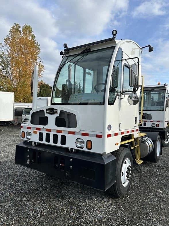 2022 Autocar