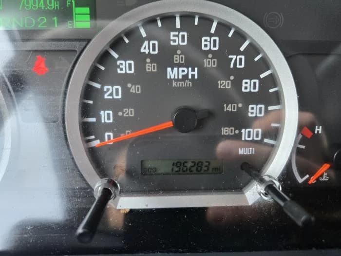 2019 Isuzu NRR in Whittier, CA — photo 10