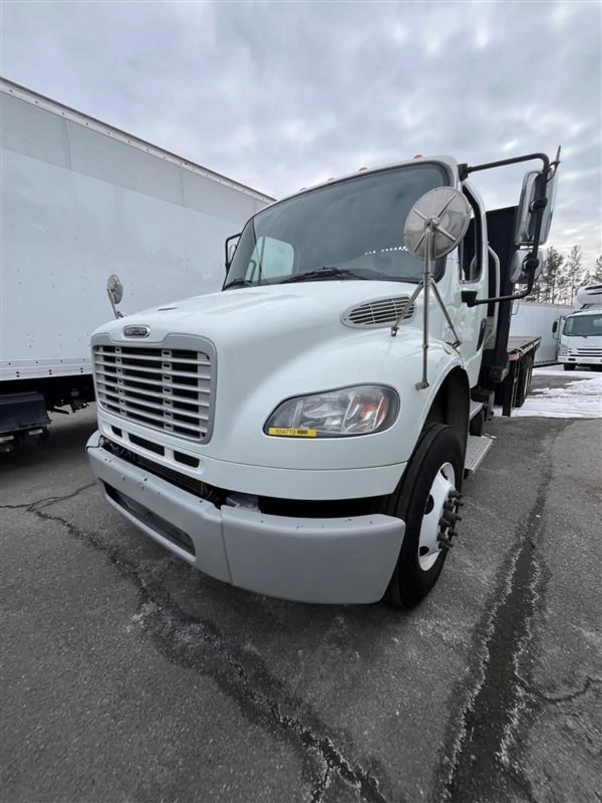 2019 Freightliner M2 106