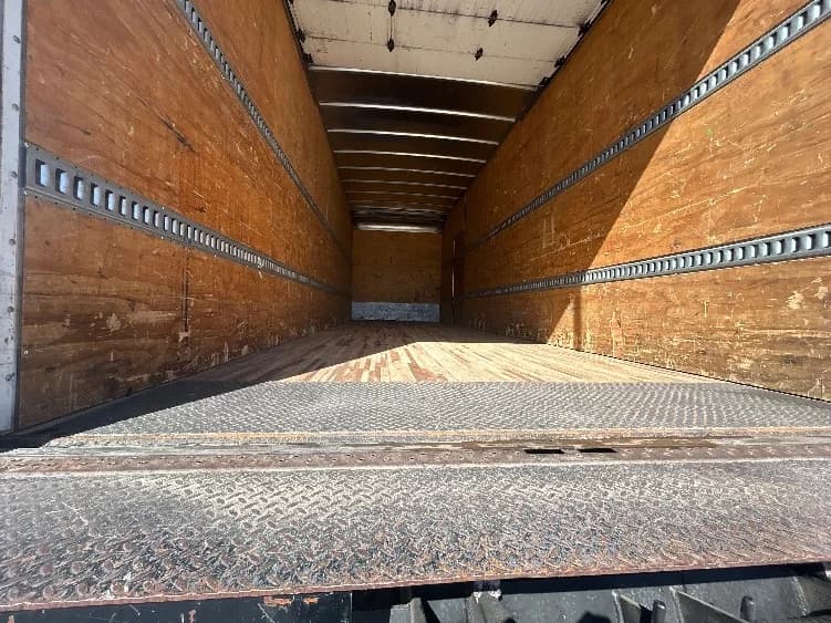 2019 Freightliner M2 106 in Fontana, CA — photo 9