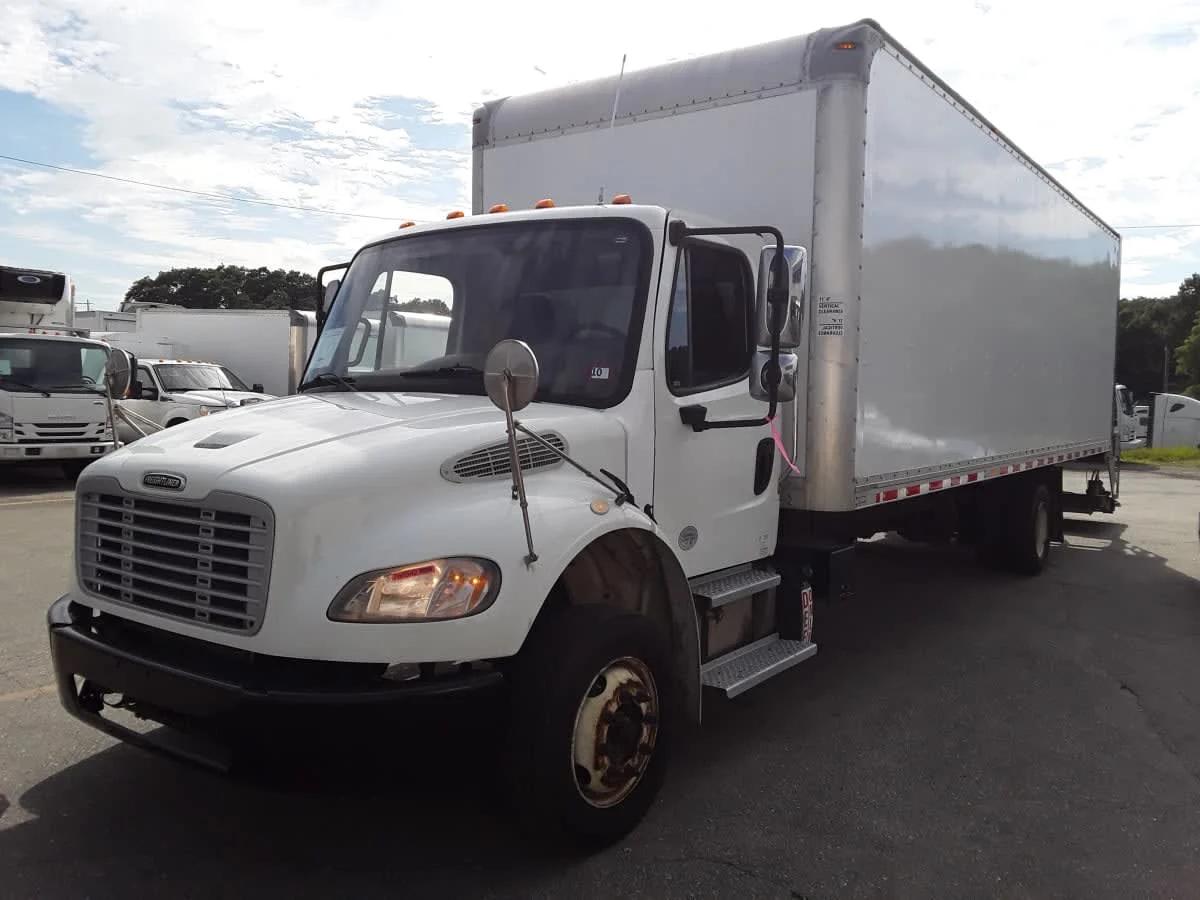 2018 Freightliner M2 106