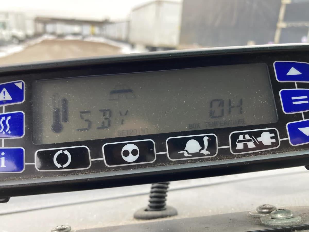 2020 Isuzu NRR in Springfield, MA — photo 10